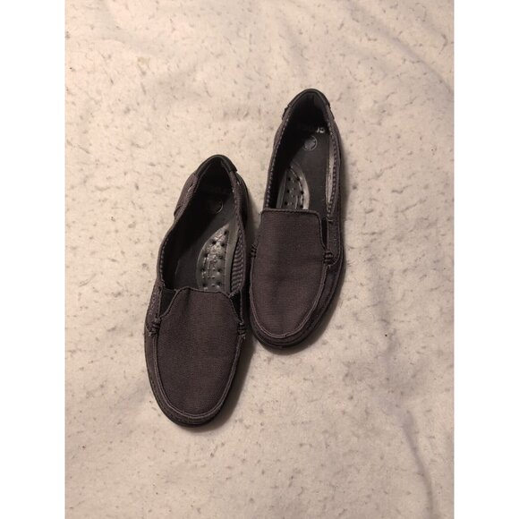 Crocs Women's Walu Canvas Loafer Flat Shoes Gray Low Top Slip On Size 6 - Picture 1 of 9